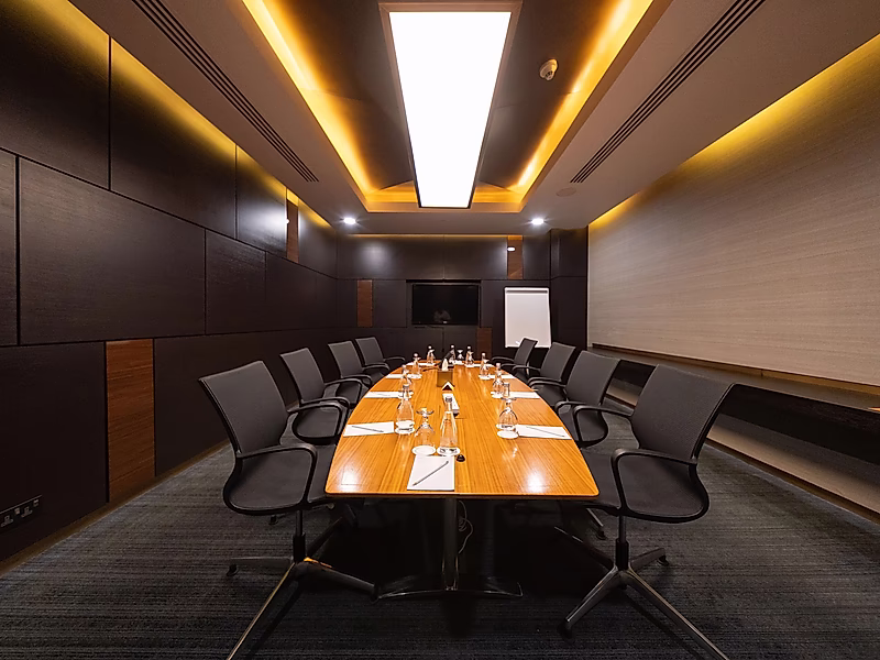 Sophisticated Office Space | Modern Design - Photo 1