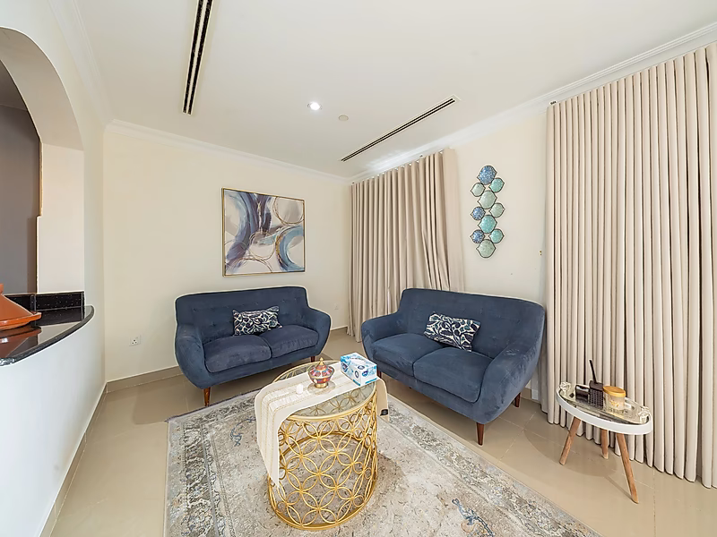 Exclusive 3BR Sea View Residence | Premium Tower | Freehold | Title Deed Ready - Photo 12