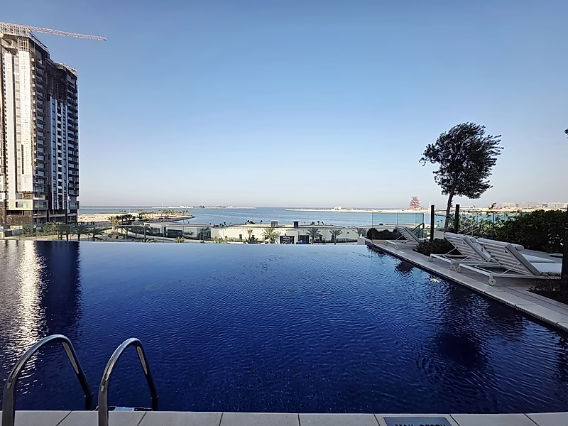 Waterfront Living with Payment Plan | Fully Furnished 2BR Apartment - Photo 11
