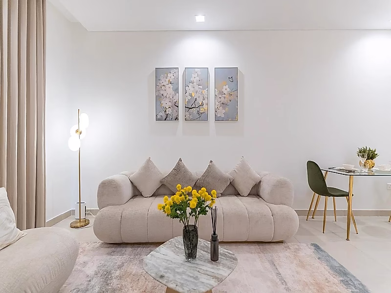 Elegant Studio with Stunning Sea Views - Photo 10
