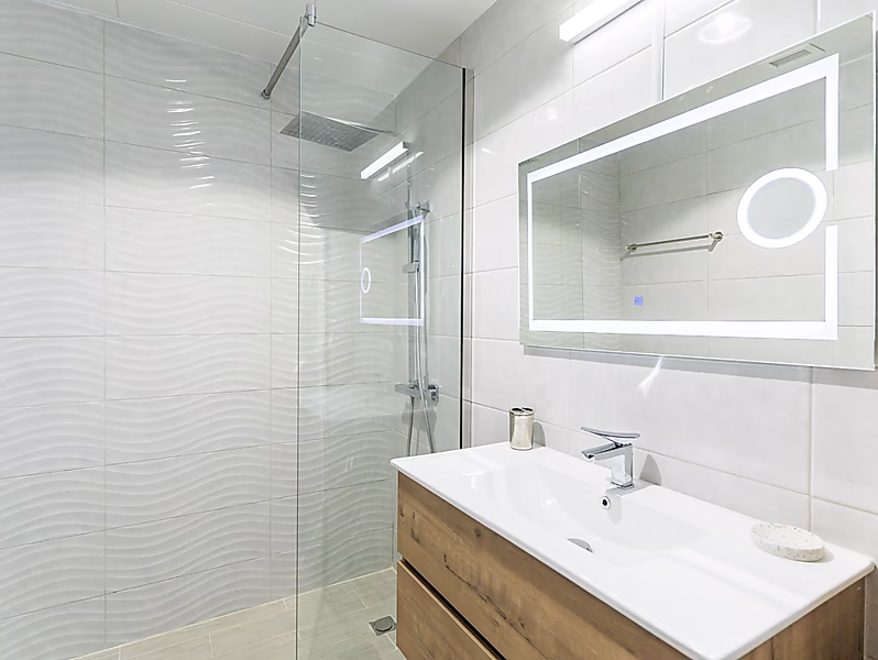 Amazing 2BEDS BRAND NEW FF FOR SALE - Photo 2