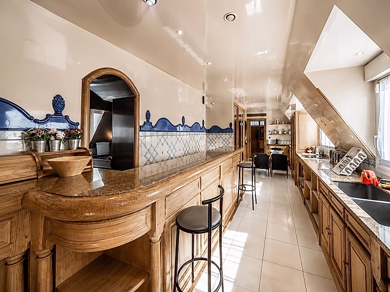 Ultra-Luxury 6-Bedroom Duplex with Eiffel Tower Views — Paris 8th, Golden Triangle - Photo 3