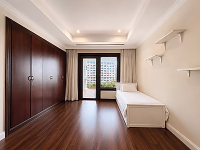 Luxury Fully Renovated 4BR + Maid with Huge Balcony & Stunning Marina Views | Porto Arabia