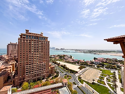 Luxury Fully Renovated 4BR + Maid with Huge Balcony & Stunning Marina Views | Porto Arabia
