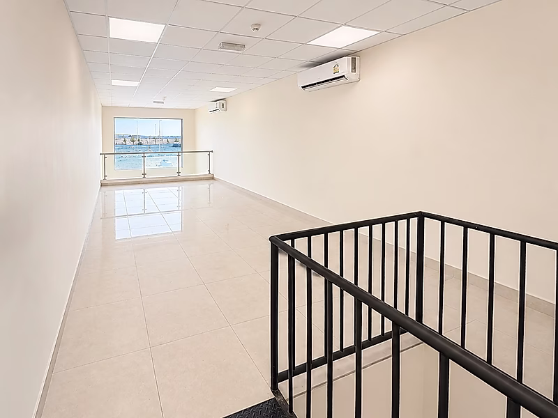 Prime Retail Stores for Rent in Thumama - Photo 3