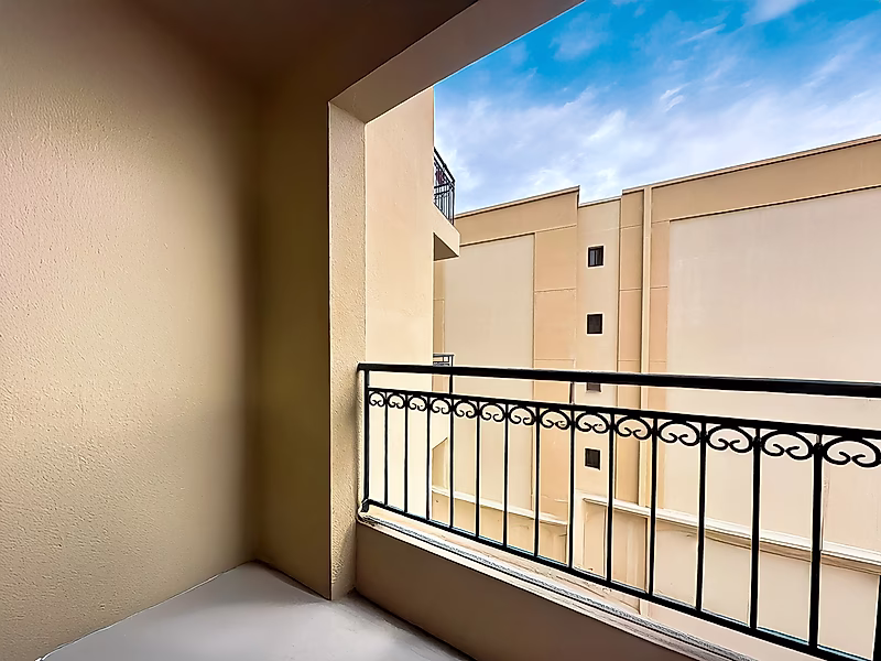 Elegant 2BR Apartment with Stadium View - Photo 11