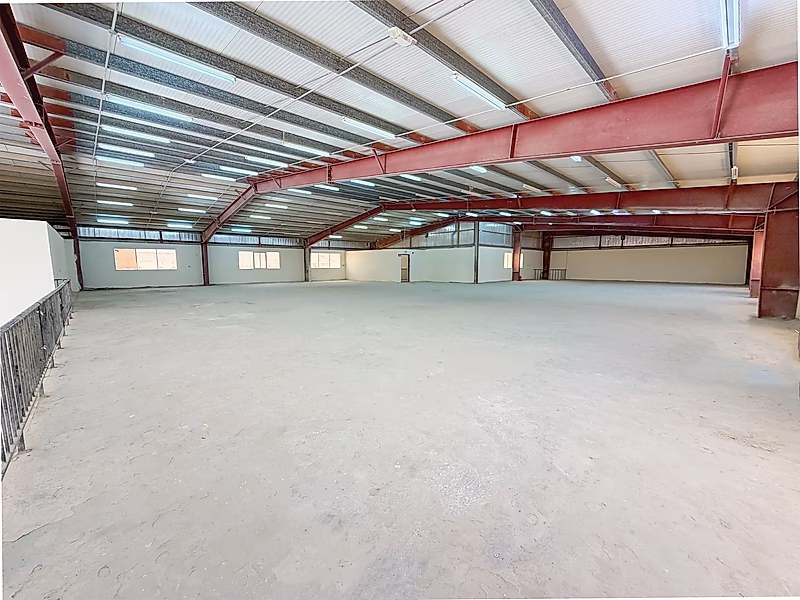 Warehouse with Facility – For Lease Aba Saleel - Photo 2