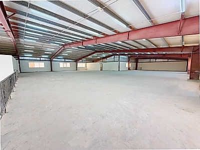 Warehouse with Facility – For Lease Aba Saleel