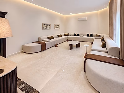 Spacious, Elegant & Independent Villa for sale