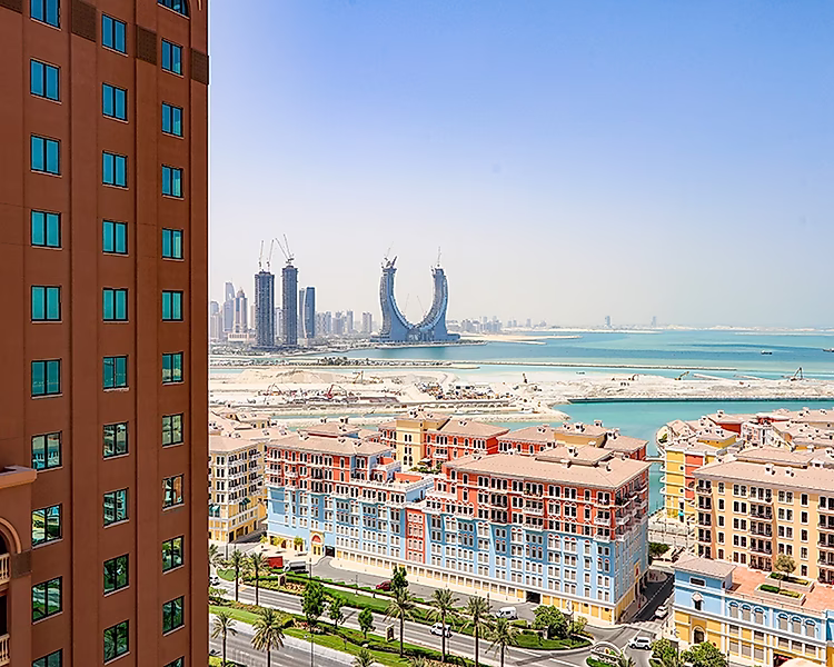 Amazing 1-Bedroom Apartment in  Porto Arabia - Photo 11