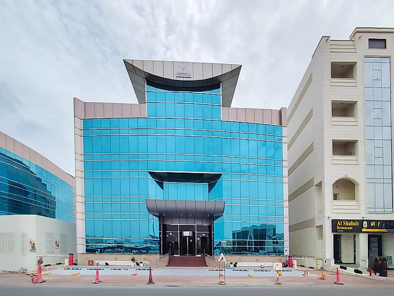 Luxury Commercial Building for Rent - Photo 1