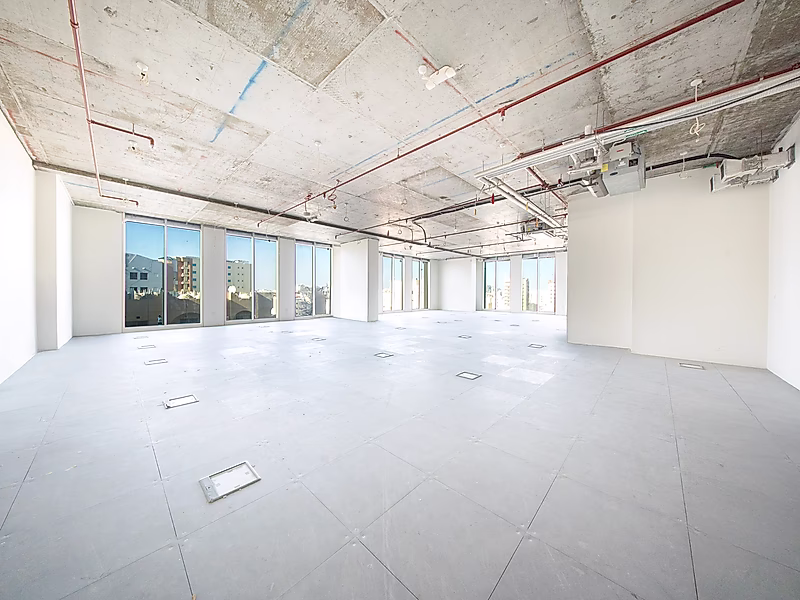 READY OFFICE SPACE IN AL DOHA AL JADEED - Photo 1