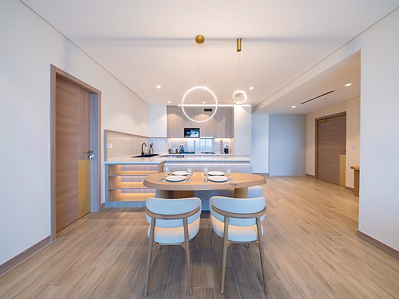 LUXURY 2BR SEA VIEW | PRIME WATERFRONT LOCATION | UNBEATABLE DEAL WITH EASY PAYMENT PLAN - Photo 3
