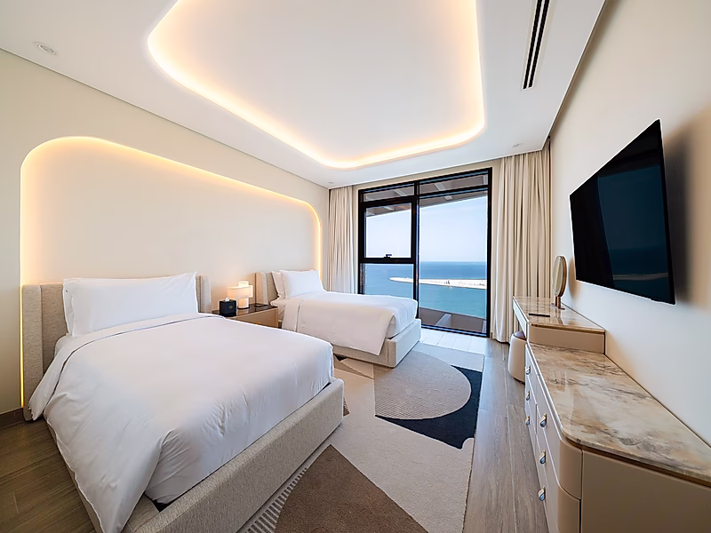 LUXURY 2BR SEA VIEW | PRIME WATERFRONT LOCATION | UNBEATABLE DEAL WITH EASY PAYMENT PLAN - Photo 9