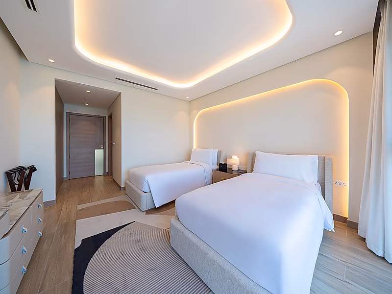 LUXURY 2BR SEA VIEW | PRIME WATERFRONT LOCATION | UNBEATABLE DEAL WITH EASY PAYMENT PLAN - Photo 10