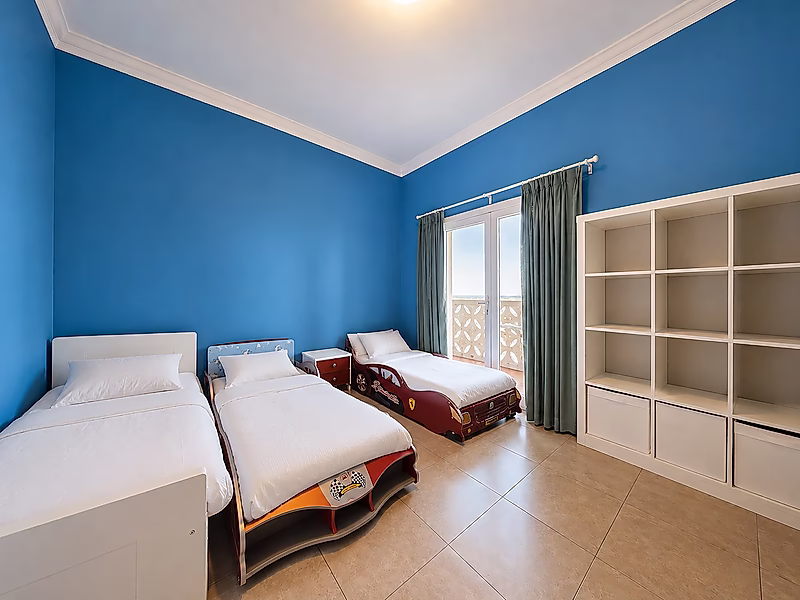 UPGRADED 1BR + OFFICE FOR SALE | THE PEARL - Photo 3