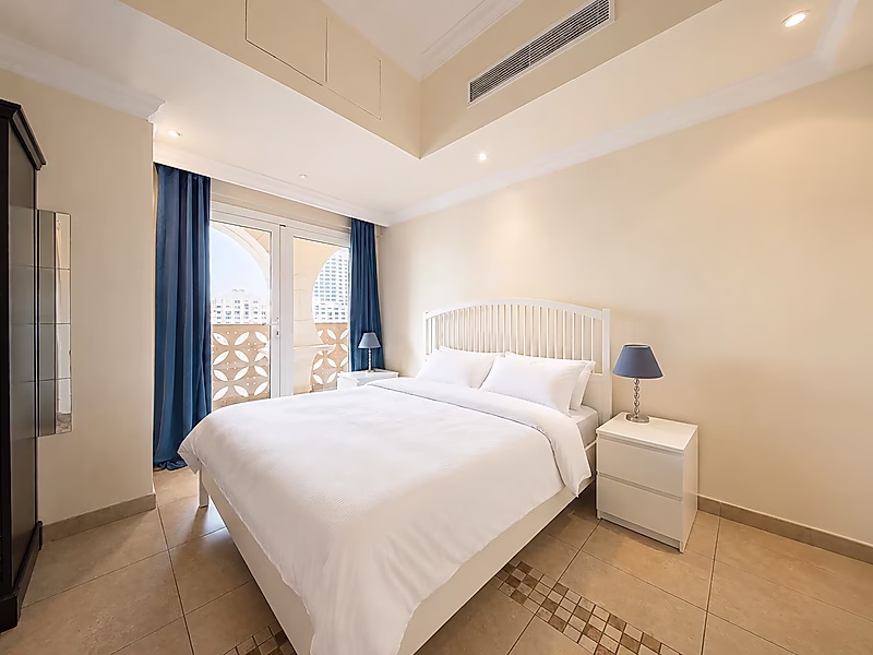 UPGRADED 1BR + OFFICE FOR SALE | THE PEARL - Photo 4