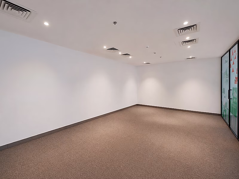 FULLY FITTED OFFICE SPACE IN BIN MAHMOUD - Photo 4