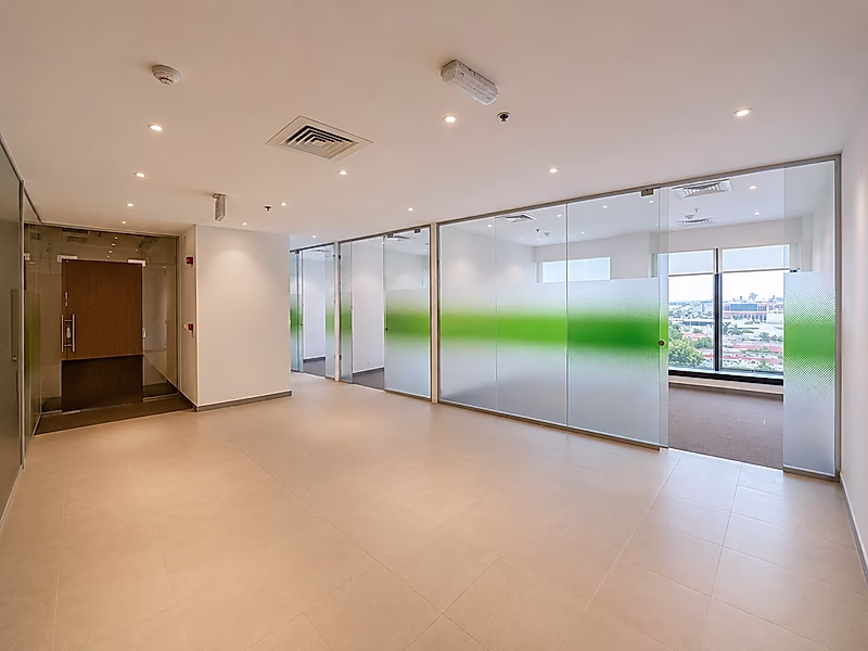 FULLY FITTED OFFICE SPACE IN BIN MAHMOUD - Photo 11