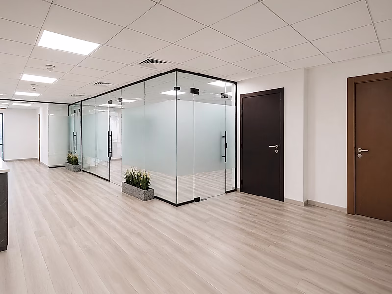 Luxury Fitted Office for Rent | Prime Amenities - Photo 3