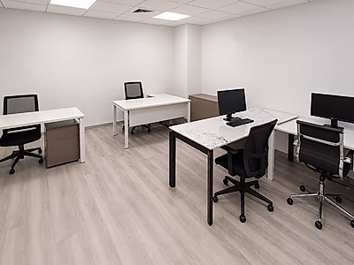 Luxury Fitted Office for Rent | Prime Amenities
