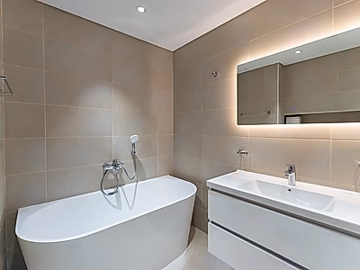 Luxury 2 Bedroom Sea View |  Included Bills | Lusail Marina