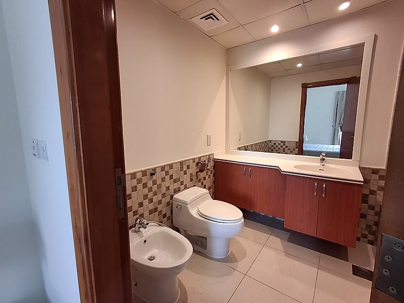 CHIC 1-BEDROOM APARTMENT | PORTO ARABIA - Photo 5