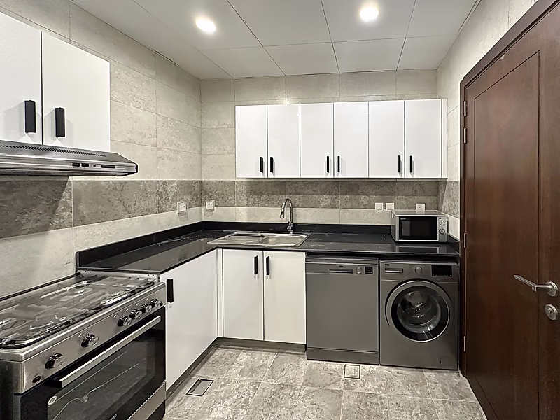 Sophisticated 1BR with Elegant Interiors - Photo 1
