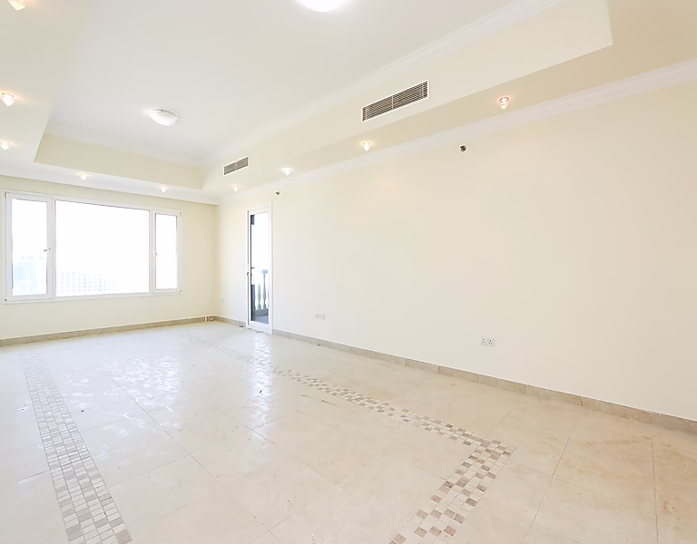GREAT BUY | SEMI FURNISHED 2 BEDS | PORTO ARABIA - Photo 3