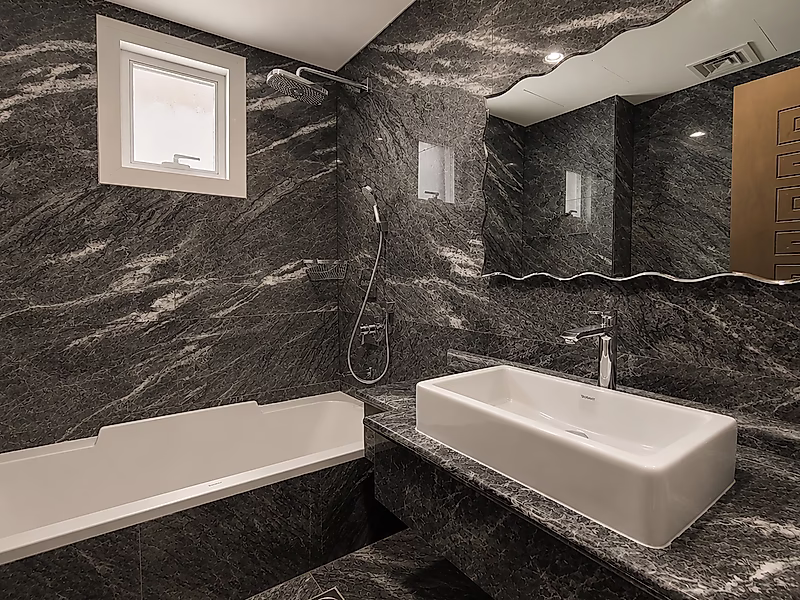GORGEOUS 4 BEDROOM+MAID | WELL MAINTAINED | READY TO MOVE - Photo 14