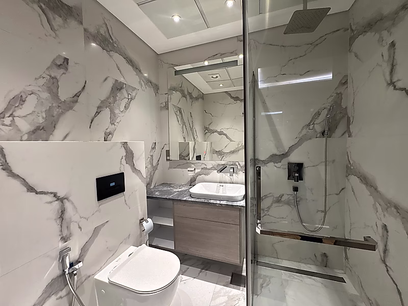 MODERN ELEGANCE 1 BEDROOM APARTMENT | BIN MAHMOUD - Photo 5