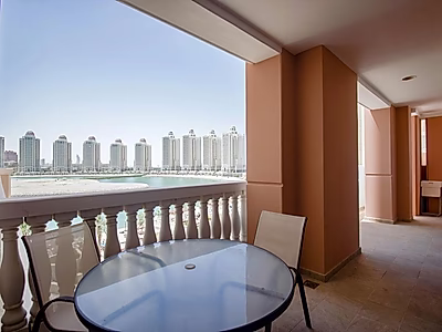 LUXURY 1-BEDROOM IN VIVA BAHRIYA | SPACIOUS BALCONY | WATERFRONT