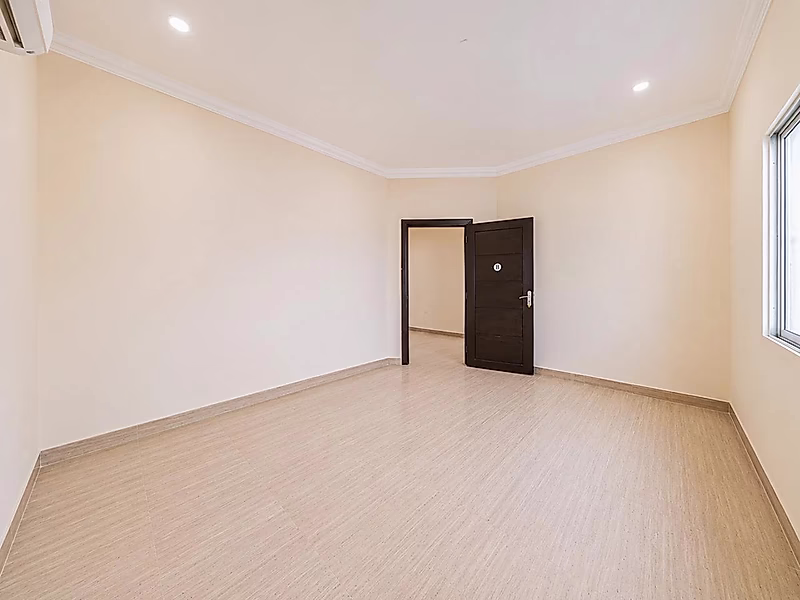 Free hold Residential Villas for Sale – AL SAKHAMA - Photo 5