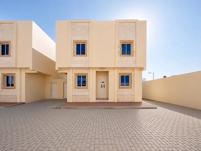 Free hold Residential Villas for Sale – AL SAKHAMA - Photo 1