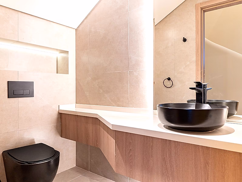LUXURY BEACHFRONT TOWNHOUSE | BRAND NEW 2BR+MAID IN LUSAIL - Photo 33