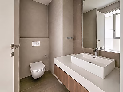 Brand-New Studio Facing the Mall & Pool | High-Growth Investment Opportunity