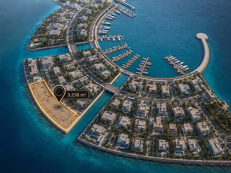 Prime Waterfront Land in Qateifan Island - Photo 6
