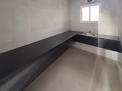 Auto Workshop For Rent - Aba Saleel - BRAND NEW
