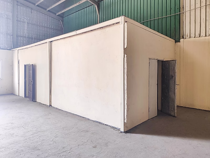 Dual Air Conditioned Warehouses | Industrial Area - Photo 4
