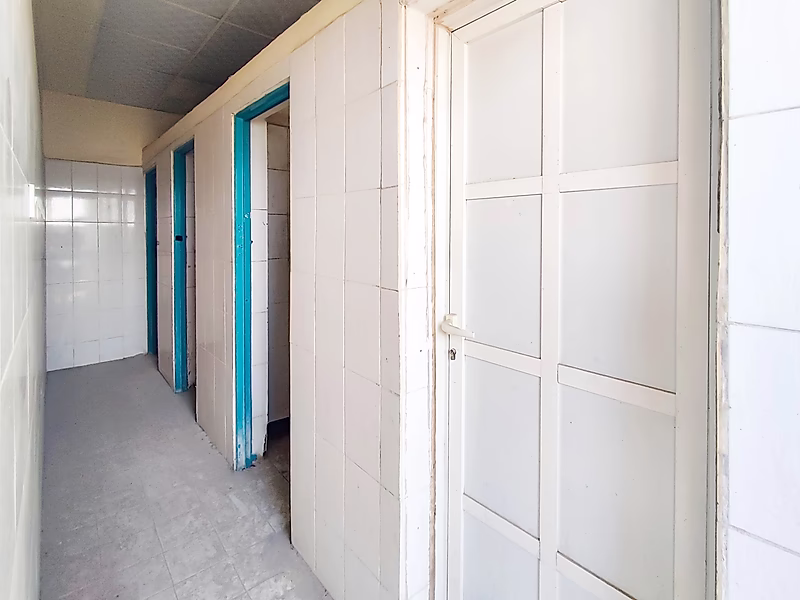 Dual Air Conditioned Warehouses | Industrial Area - Photo 10