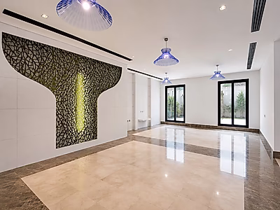 SPACIOUS MODERN 5BR VILLA IN COMPOUND