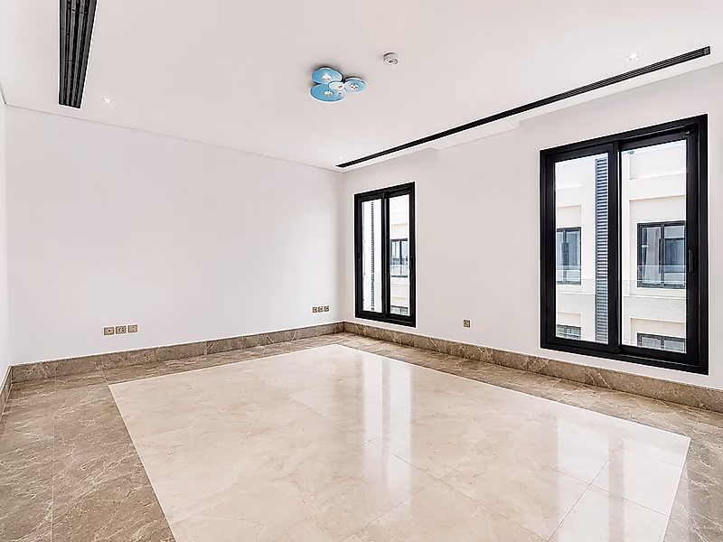 SPACIOUS MODERN 5BR VILLA IN COMPOUND - Photo 3
