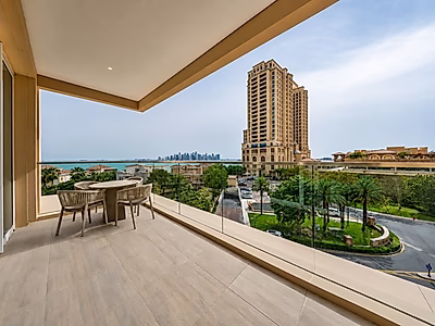 Elevated Living | Spacious Family Retreat