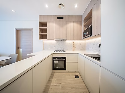 BILLS IN! STUNNING 2BR SEA VIEW | WATERFRONT