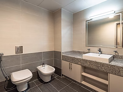STRONG RENTAL DEMAND | SPACIOUS 2BR | VENDOME AREA