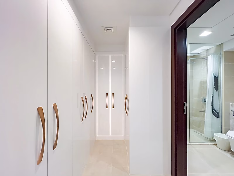 Premium 1-Bedroom Apartment | Beach & Pool View | Tenanted Investment Opportunity - Photo 6