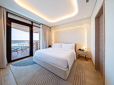 Coastal beach access Escape | Exquisite 2BR Retreat