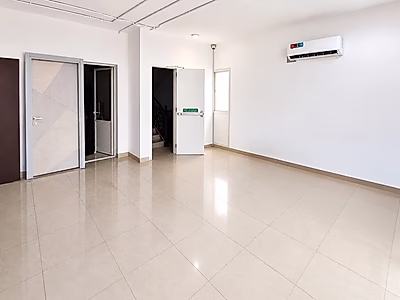 Premium Industrial Space | Perfect for Growth