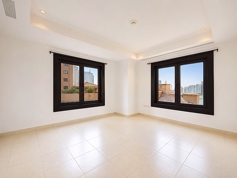 HIGH-DEMAND 2BR  IN PORTO ARABIA - Photo 5