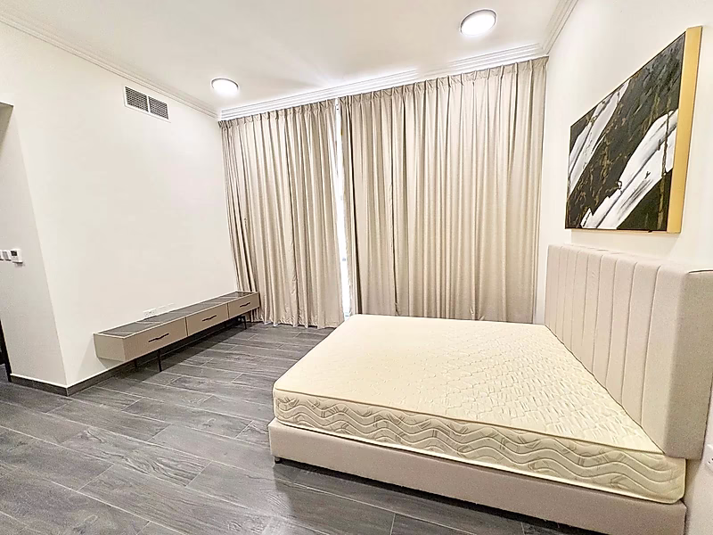 Luxury Furnished Villa for Sale in Simaisma | Pool, Garden & Elevator - Photo 6